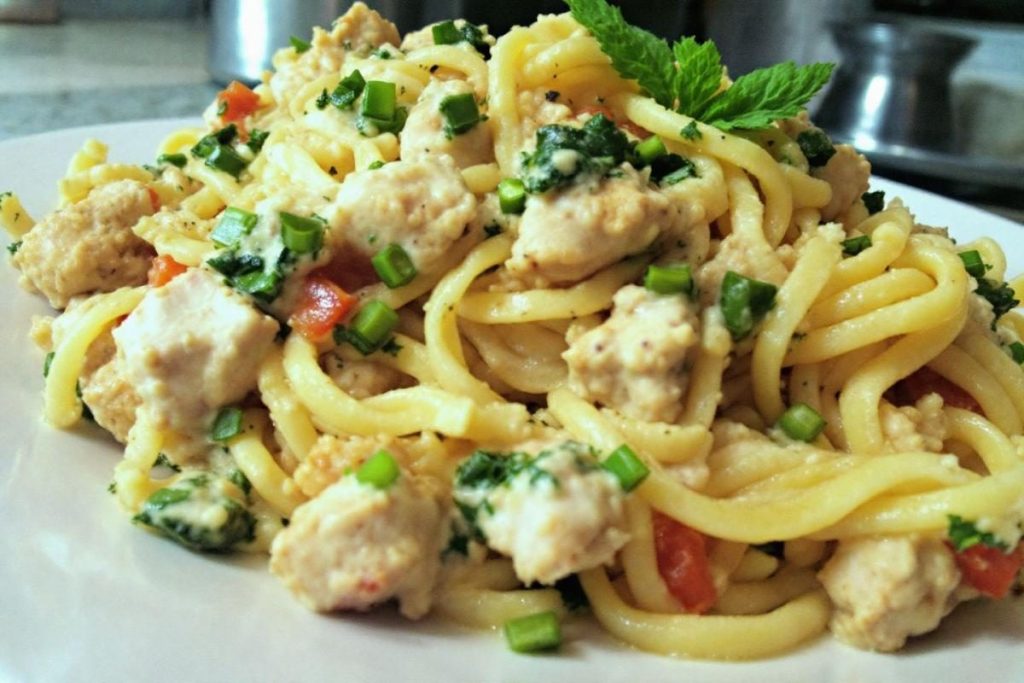 Recette de pâtes crémeuses au poulet et poblano avec fromage à la crème PHILADELPHIA