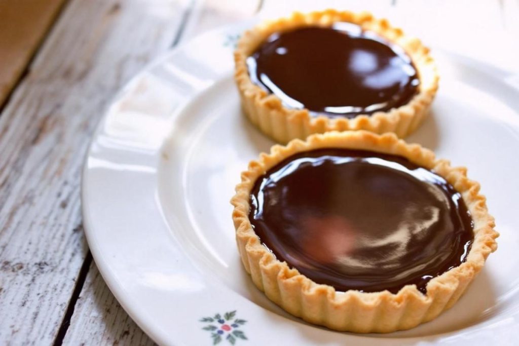 Cette recette de tarte au chocolat est si facile que nous en avons fait deux en un jour